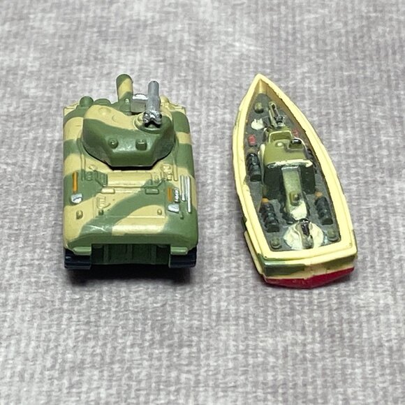 Micro Machines PT Boat & Sherman Tank 1987 Galoob Mini Military Models Plastic - Picture 7 of 9